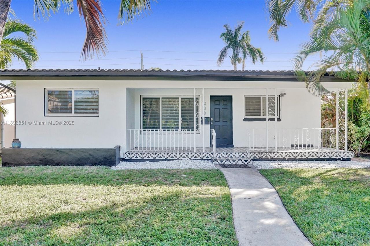 1230 Johnson St, Hollywood, FL 33019 Photo