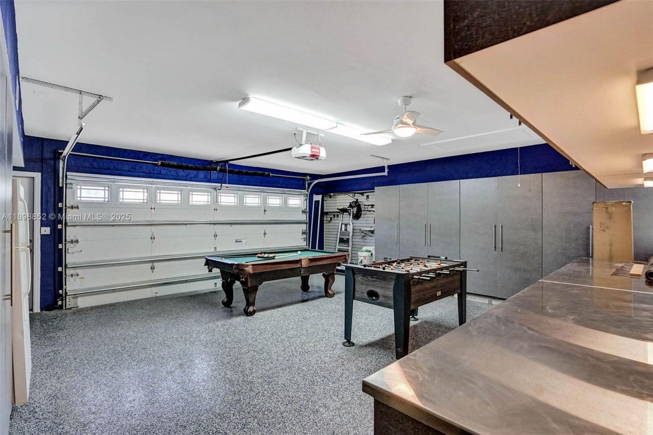 2120 SW 28th Way, Fort Lauderdale, FL 33312 Photo