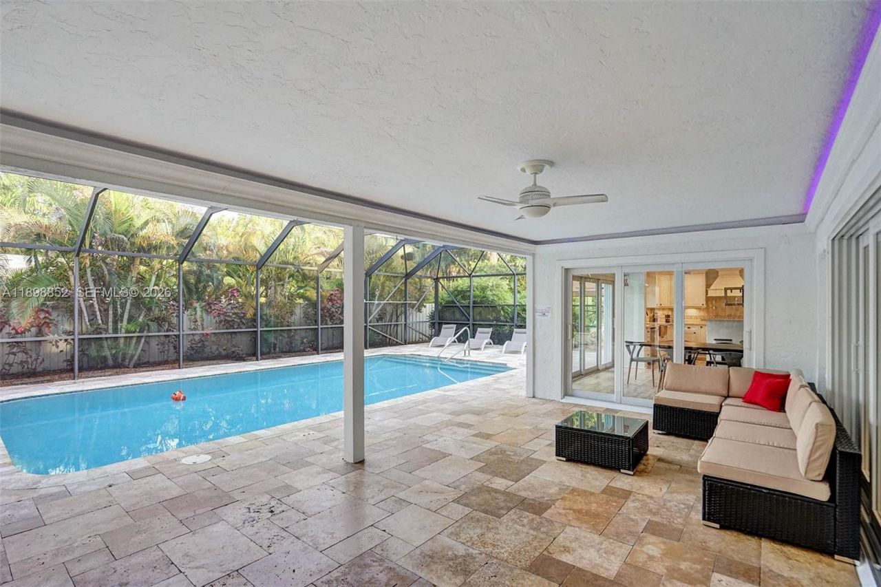 2120 SW 28th Way, Fort Lauderdale, FL 33312 Photo