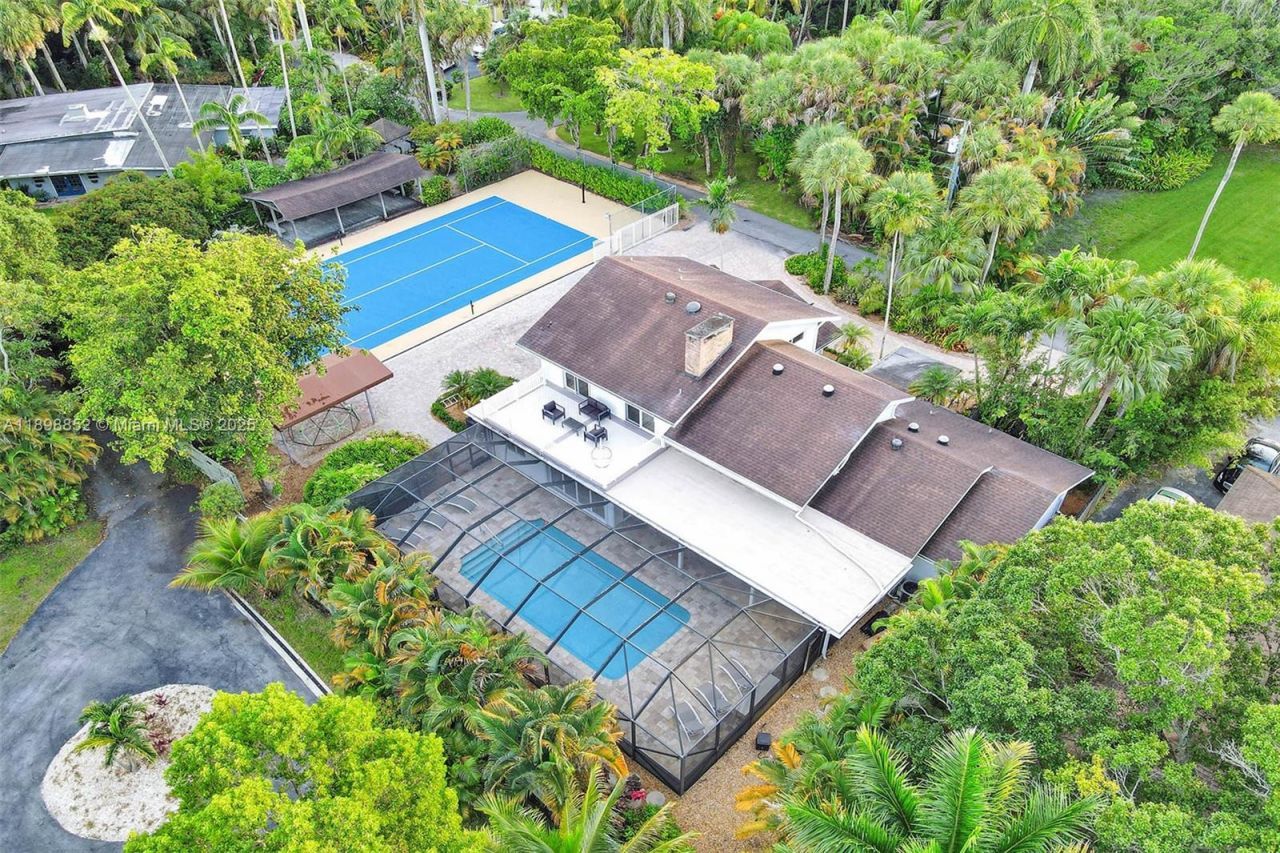 2120 SW 28th Way, Fort Lauderdale, FL 33312 Photo