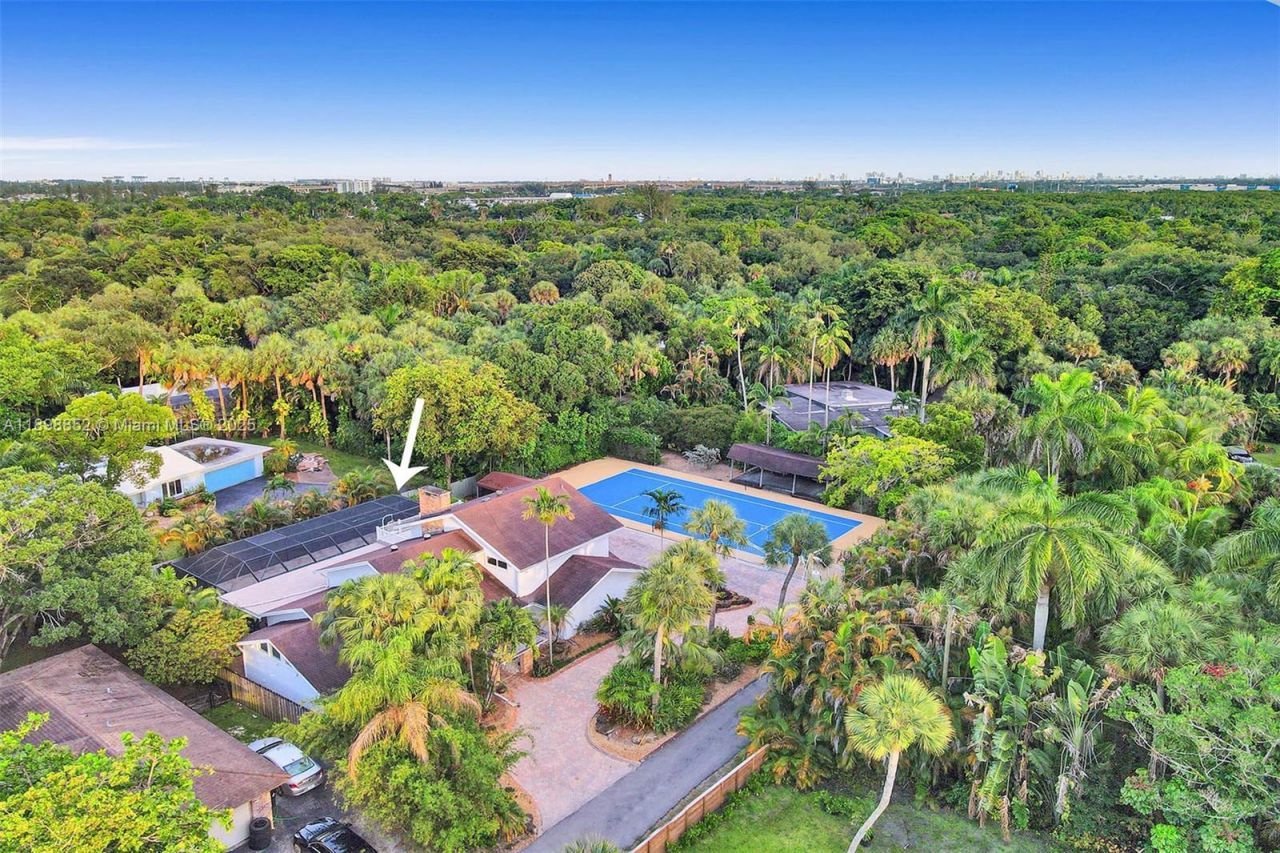 2120 SW 28th Way, Fort Lauderdale, FL 33312 Photo