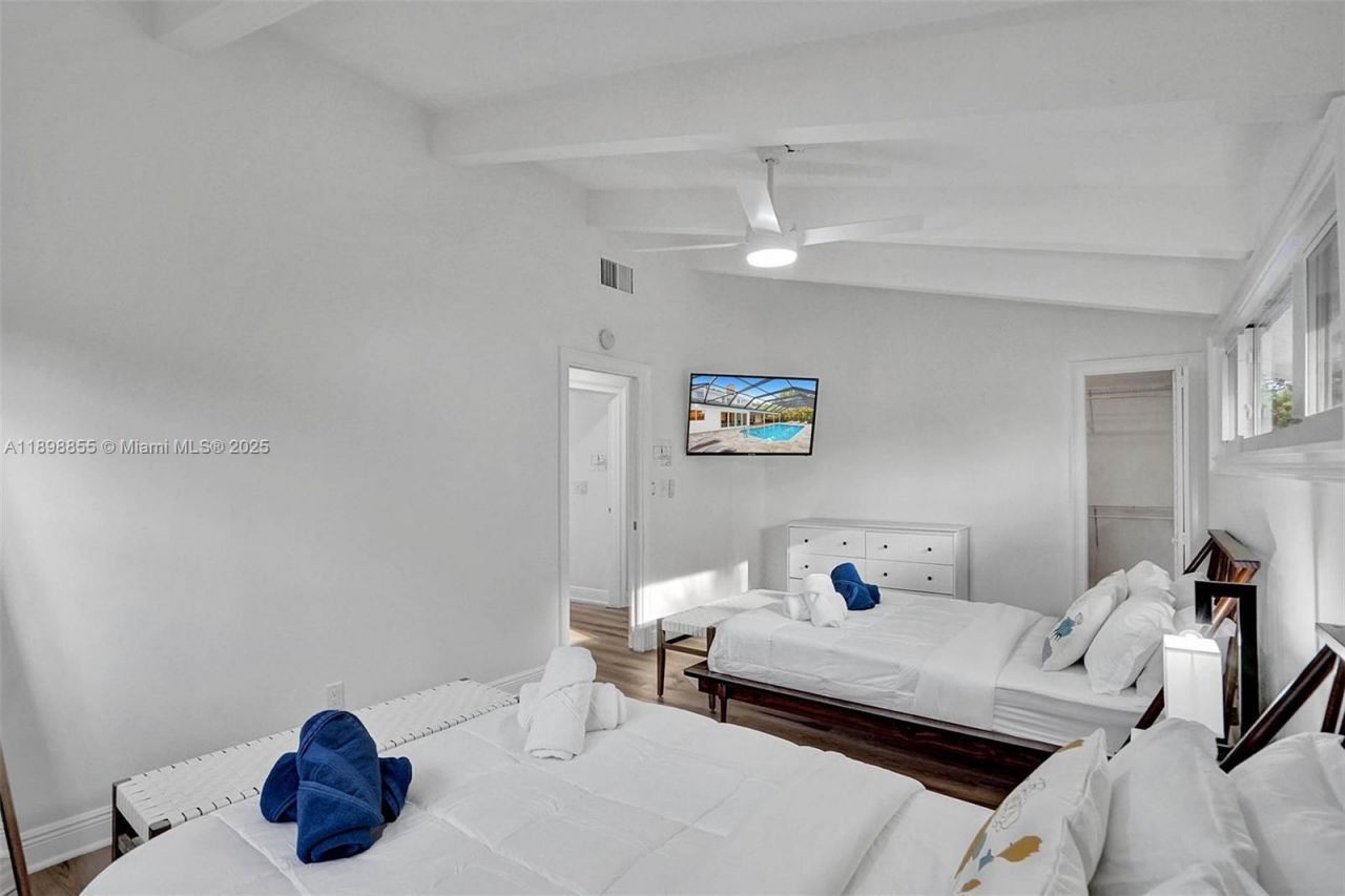 2120 SW 28th Way, Fort Lauderdale, FL 33312 Photo