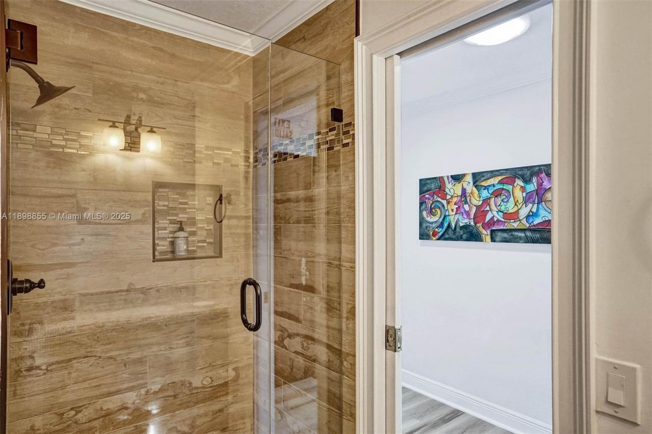 2120 SW 28th Way, Fort Lauderdale, FL 33312 Photo