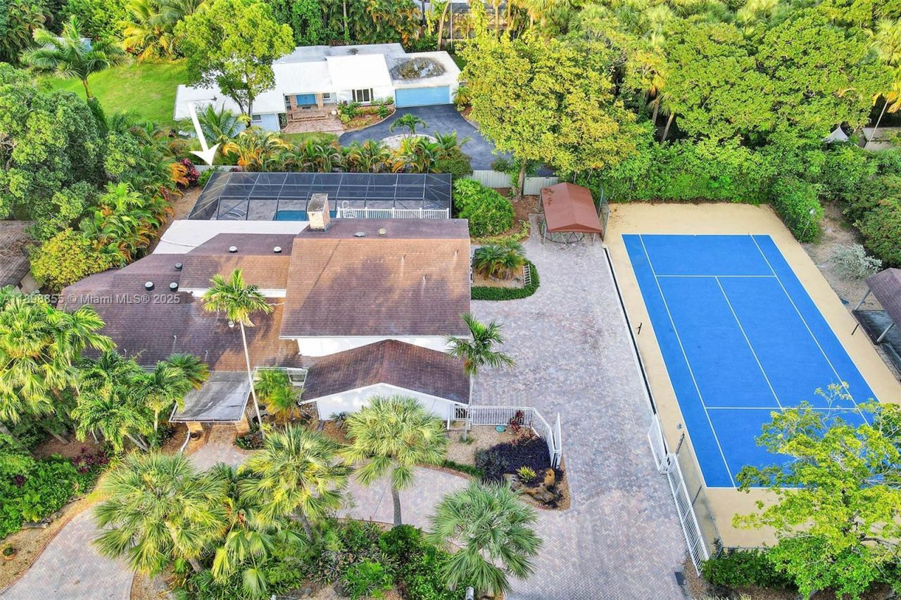 2120 SW 28th Way, Fort Lauderdale, FL 33312 Photo