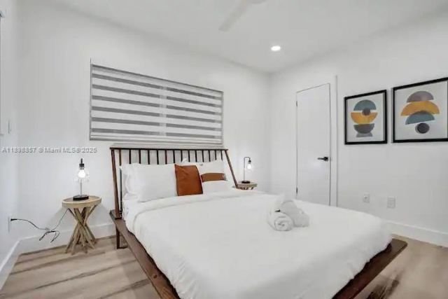 2100 SW 28th Way, Fort Lauderdale, FL 33312 Photo