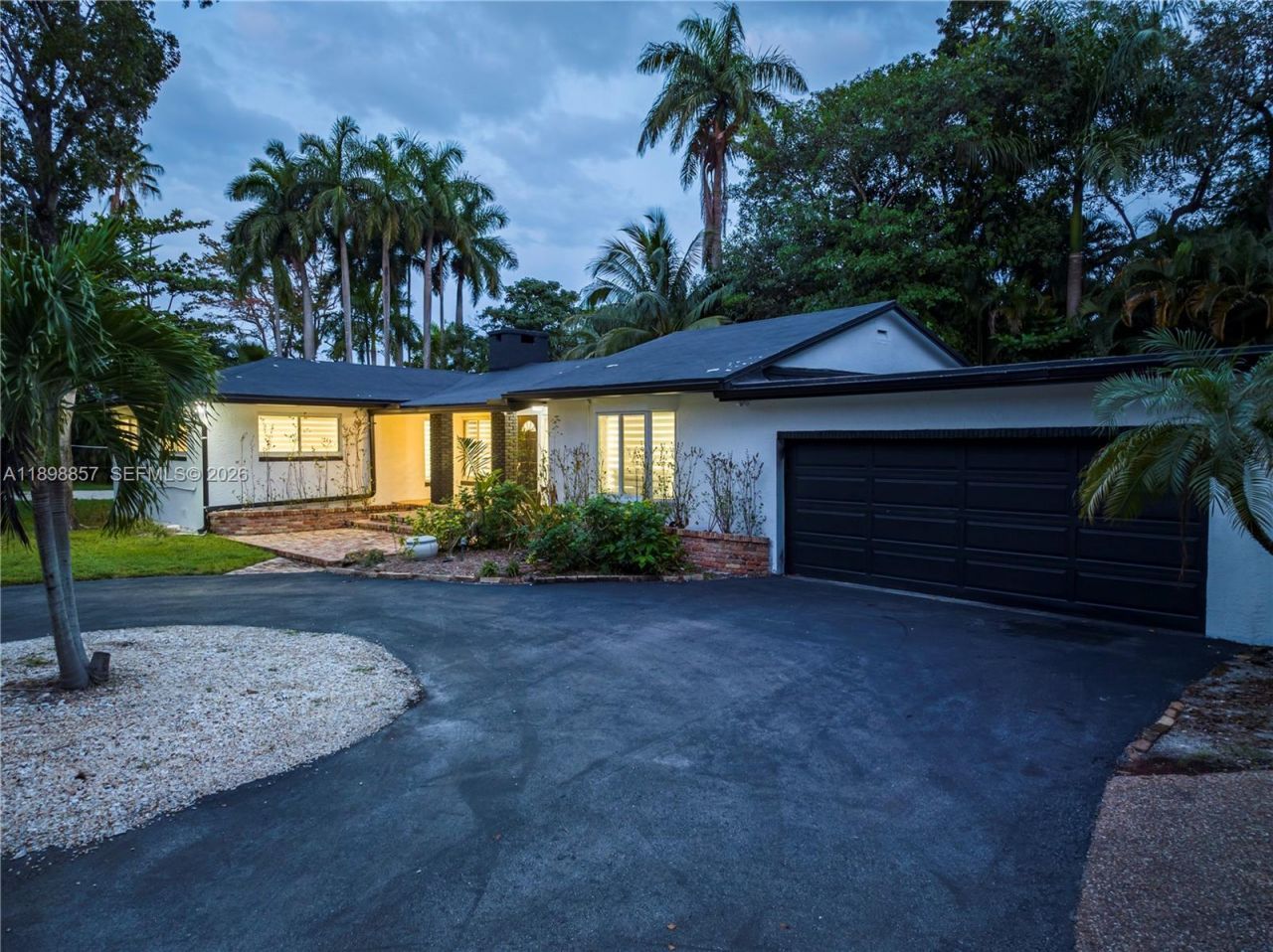 2100 SW 28th Way, Fort Lauderdale, FL 33312 Photo