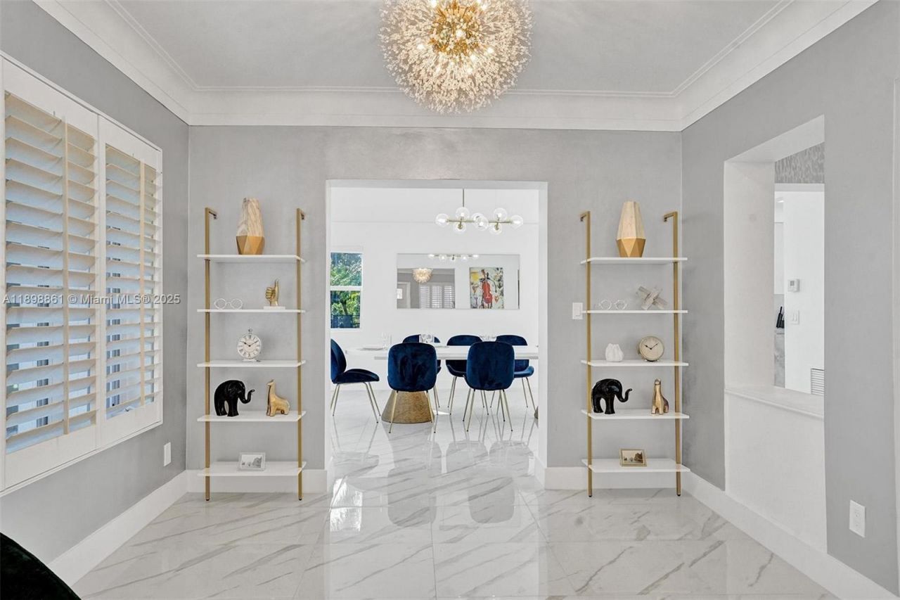 725 Harrison St, Hollywood, FL 33019 Photo