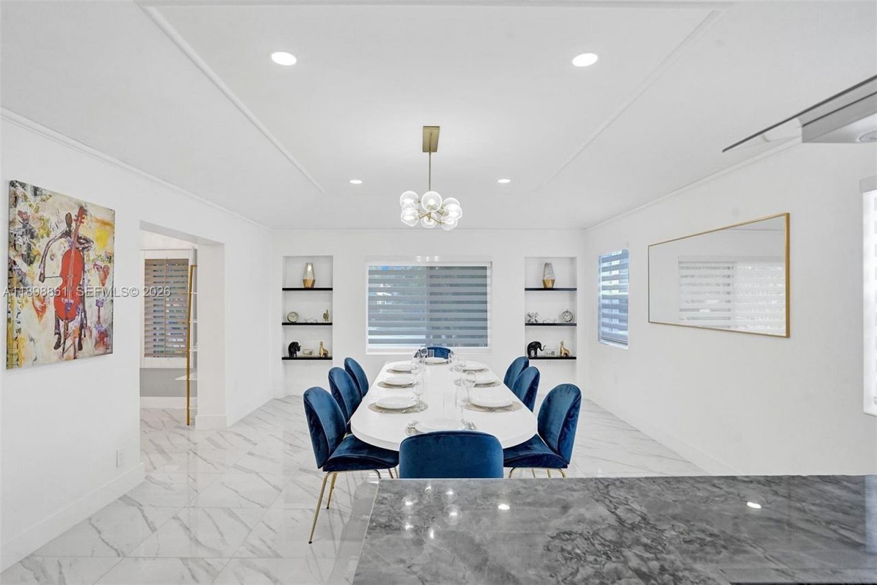 725 Harrison St, Hollywood, FL 33019 Photo