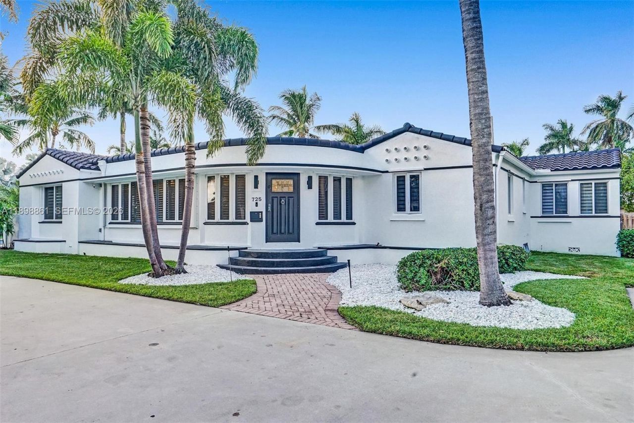 725 Harrison St, Hollywood, FL 33019 Photo