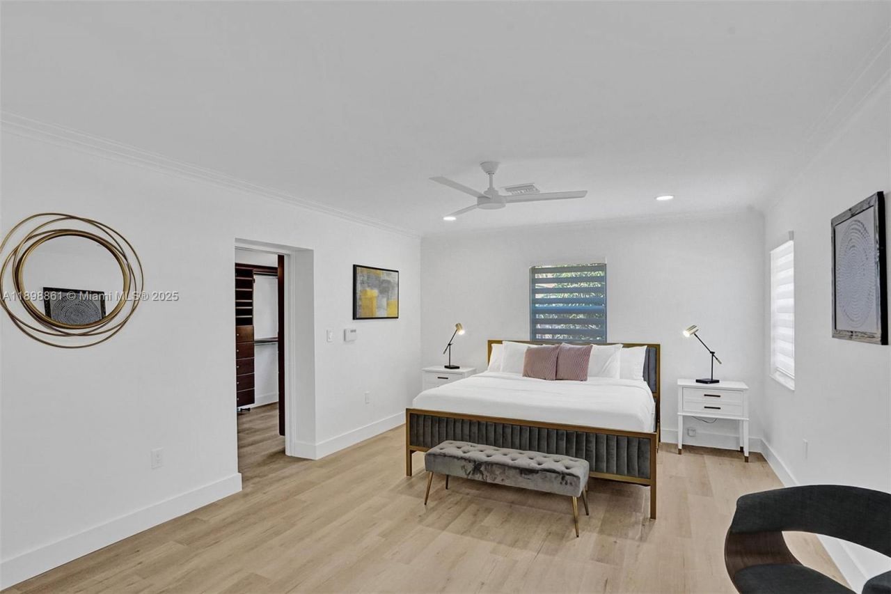 725 Harrison St, Hollywood, FL 33019 Photo