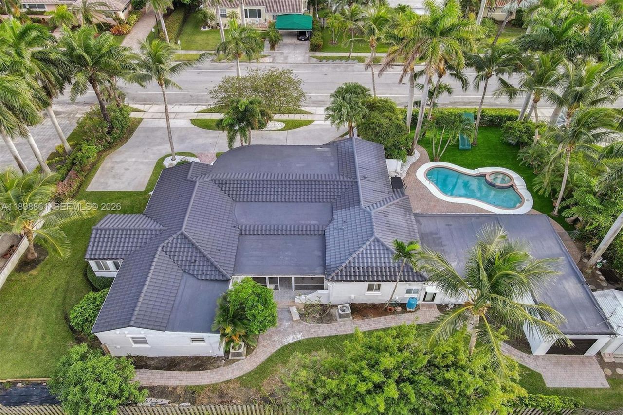 725 Harrison St, Hollywood, FL 33019 Photo