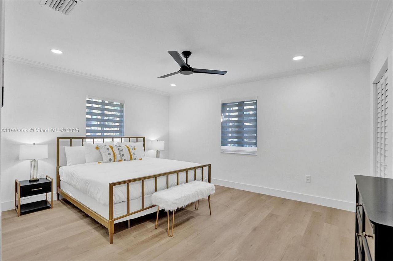 725 Harrison St, Hollywood, FL 33019 Photo