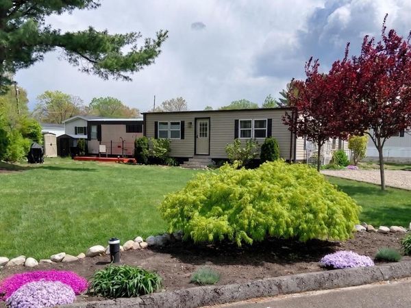 735 WOODSIDE DRIVE, MULLICA HILL, NJ 08062