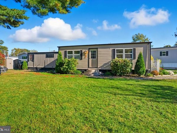 735 WOODSIDE DRIVE, MULLICA HILL, NJ 08062