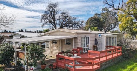 36 Lora Way, Roseville, CA 95661 Photo
