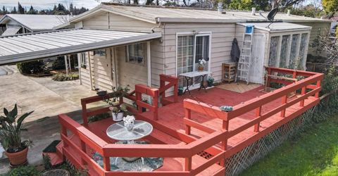 36 Lora Way, Roseville, CA 95661 Photo