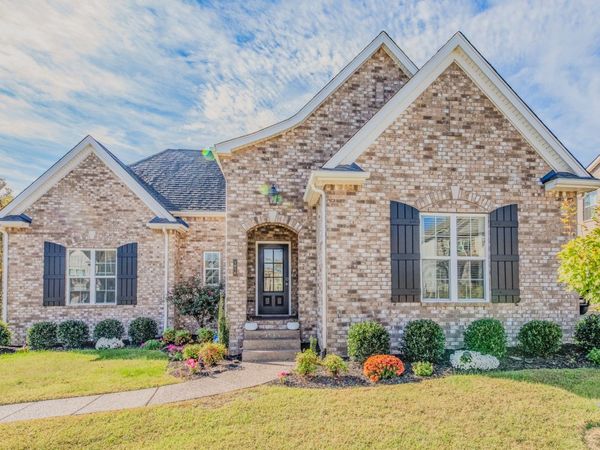 1076 Watermark Way, Mount Juliet, TN 37122