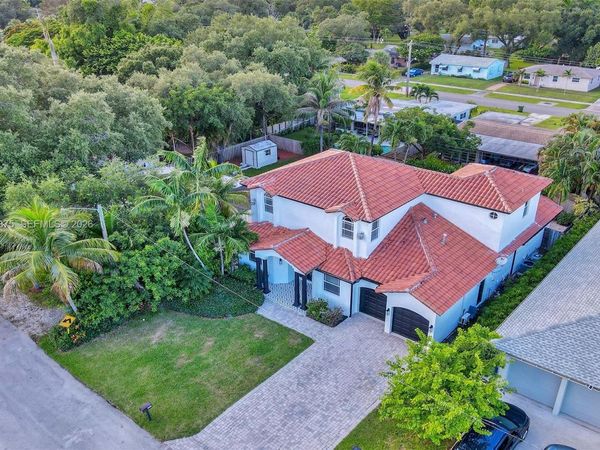 1207 SW 21st St, Fort Lauderdale, FL 33315