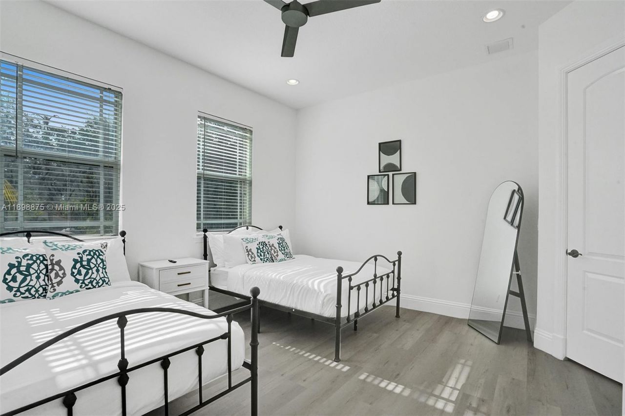 1207 SW 21st St, Fort Lauderdale, FL 33315 Photo