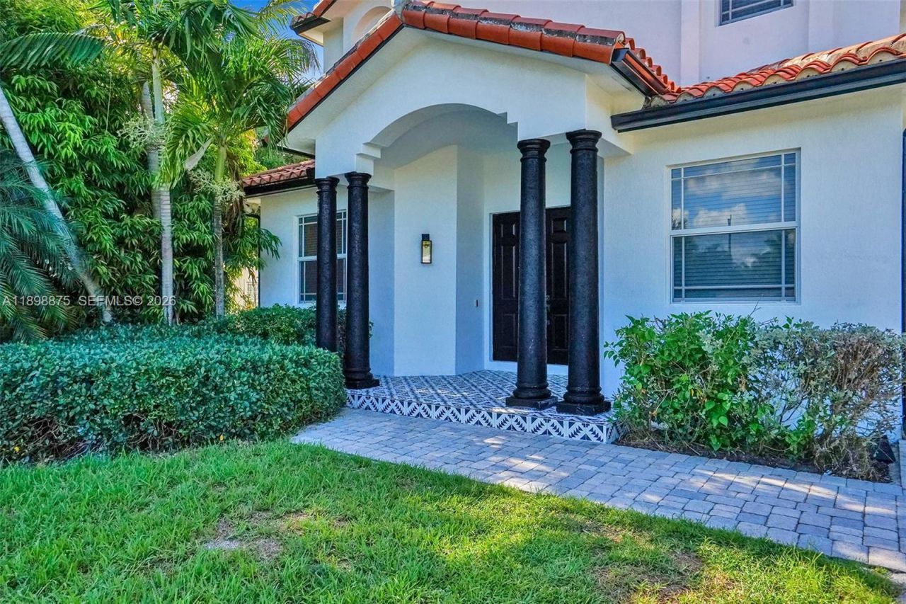 1207 SW 21st St, Fort Lauderdale, FL 33315 Photo