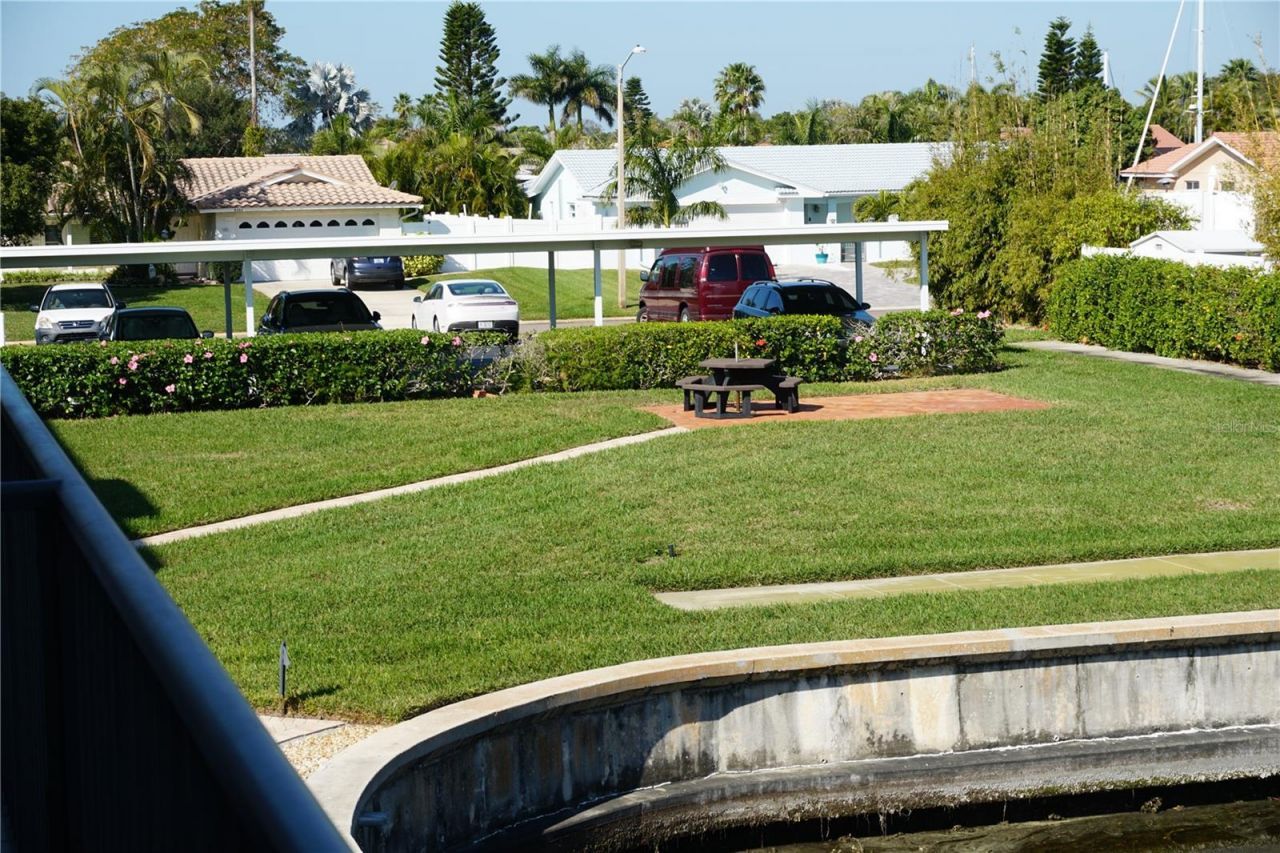 3753 46th Avenue S, Unit 7, Saint Petersburg, FL 33711 Photo