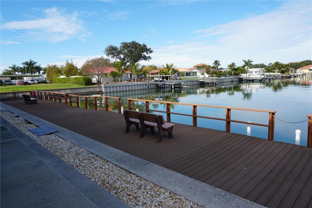 3753 46th Avenue S, Unit 7, Saint Petersburg, FL 33711 Photo