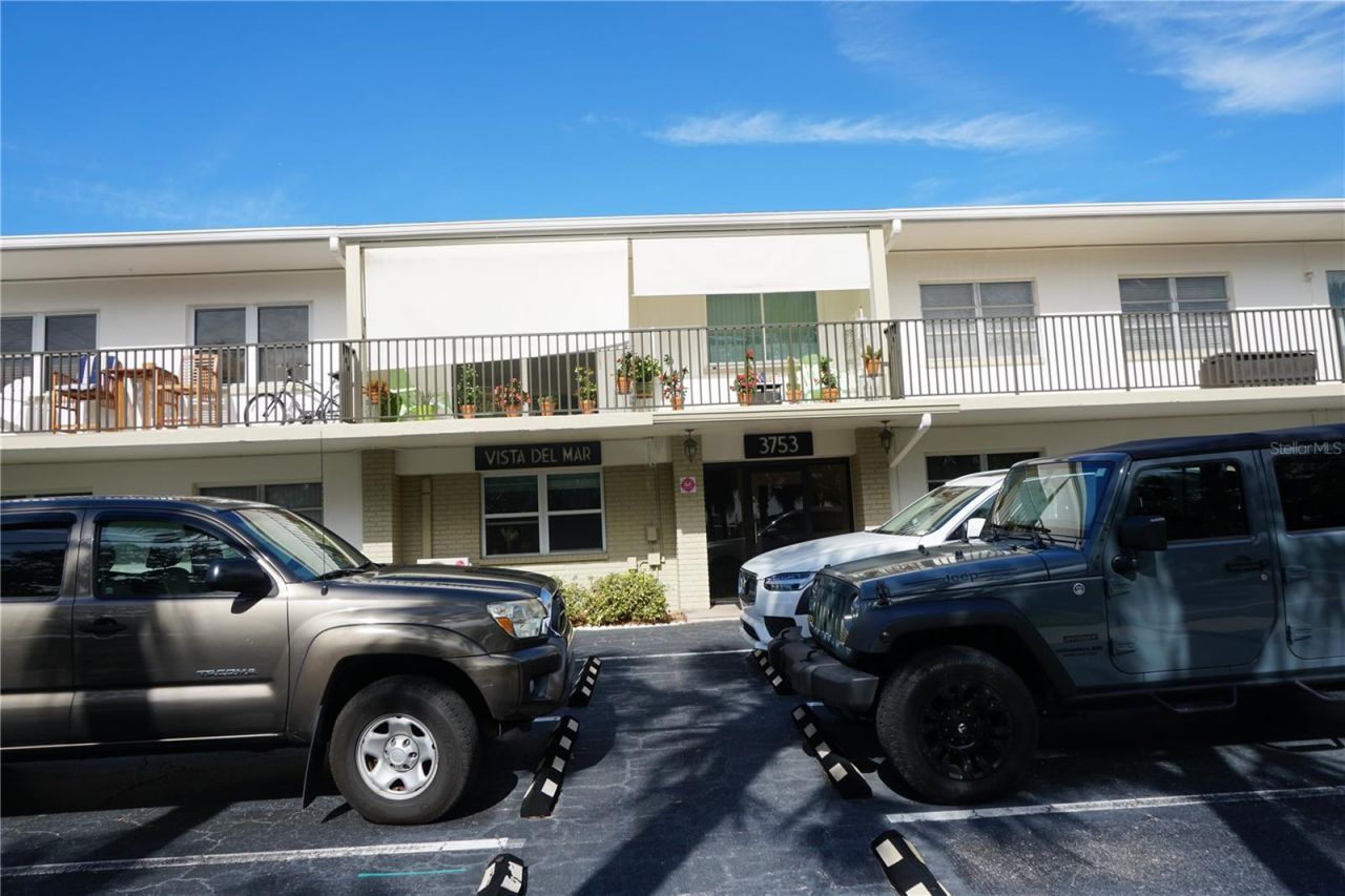 3753 46th Avenue S, Unit 7, Saint Petersburg, FL 33711 Photo