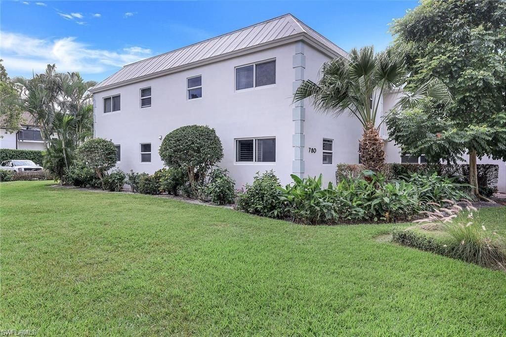 780 10th Ave S, Unit 5, Naples, FL 34102 Photo