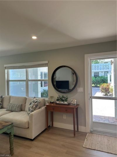 780 10th Ave S, Unit 5, Naples, FL 34102 Photo