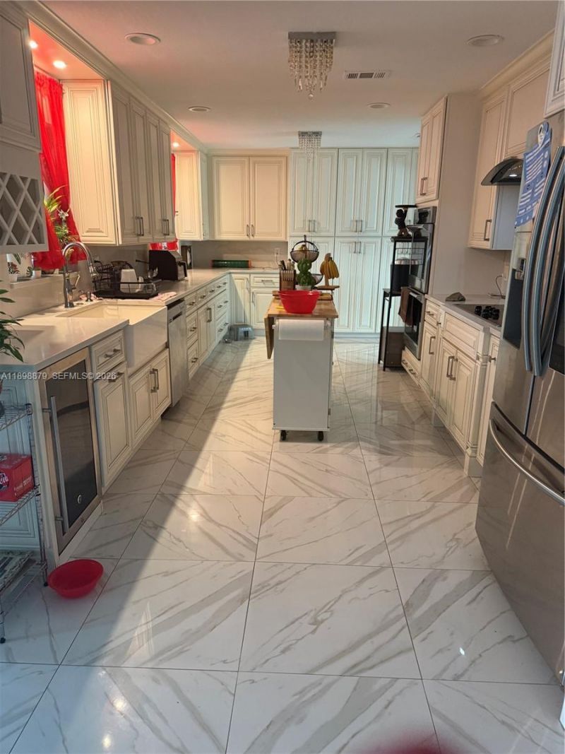 126 Sunflower Cir, Royal Palm Beach, FL 33411 Photo