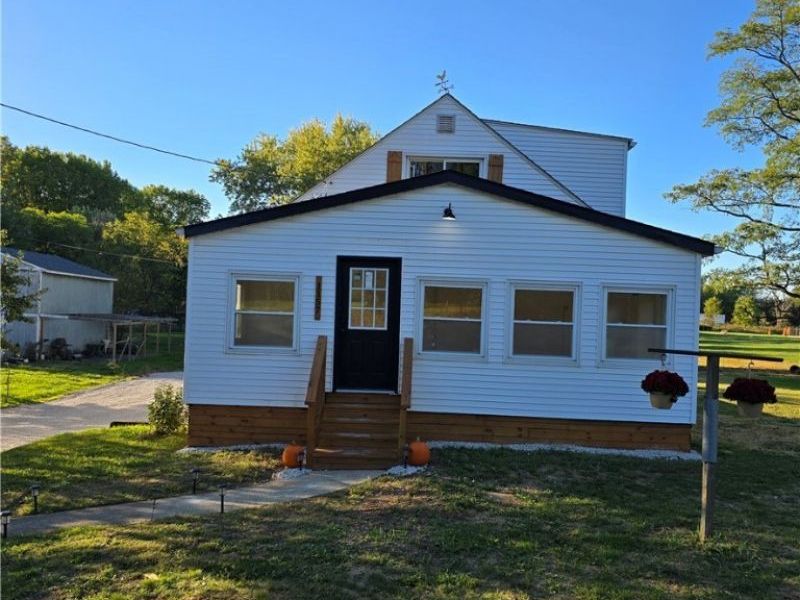 1157 Newton Street, Tallmadge, OH 44278 Photo 2