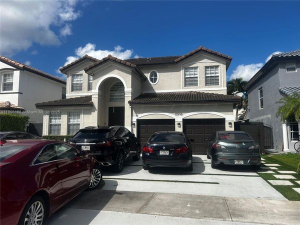 13995 SW 154th St, Unit 2, Miami, FL 33177