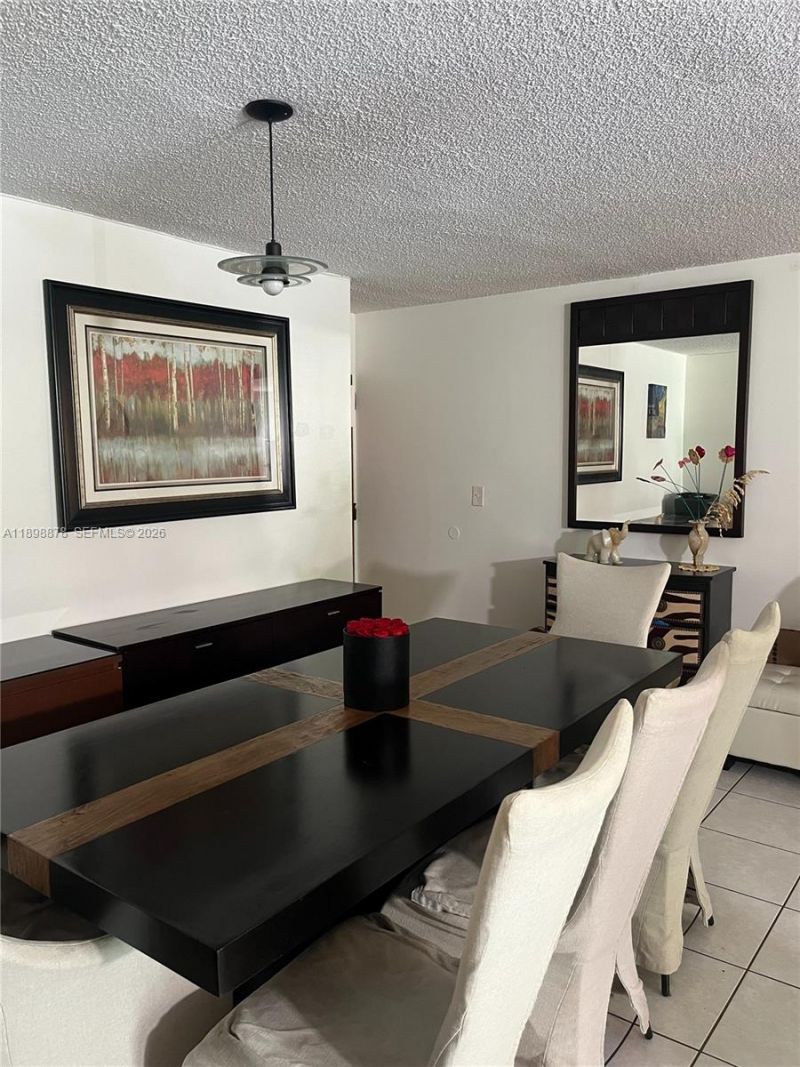 1673 Bay Rd, Unit 405, Miami Beach, FL 33139 Photo