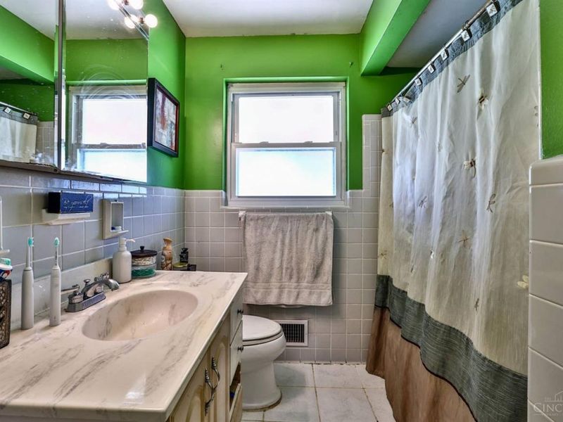 992 Rosetree Lane, Anderson Twp, OH 45230 Photo 15