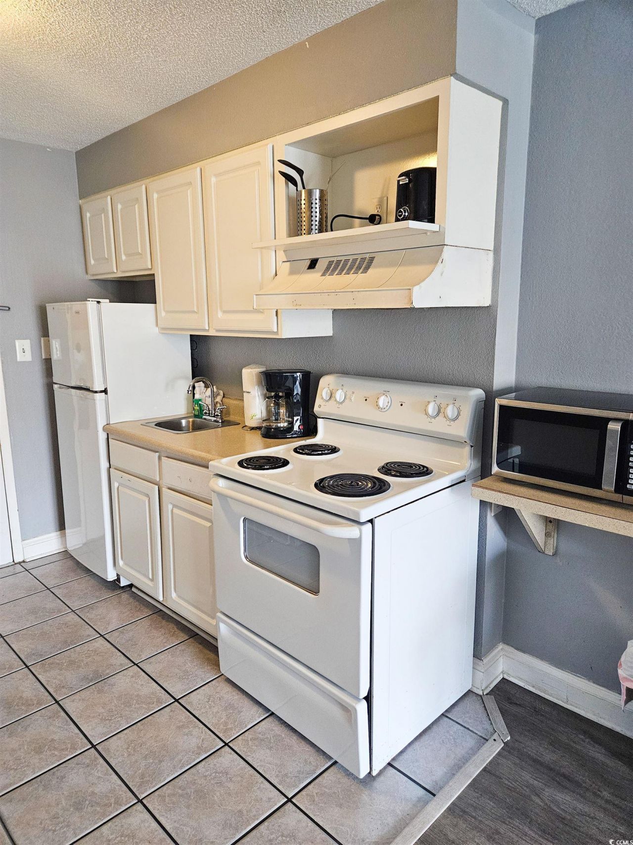 1207 S Ocean Blvd. Photo 12