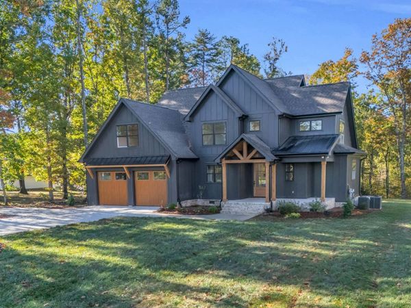 2740 Mowbray Pike, Soddy Daisy, TN 37379