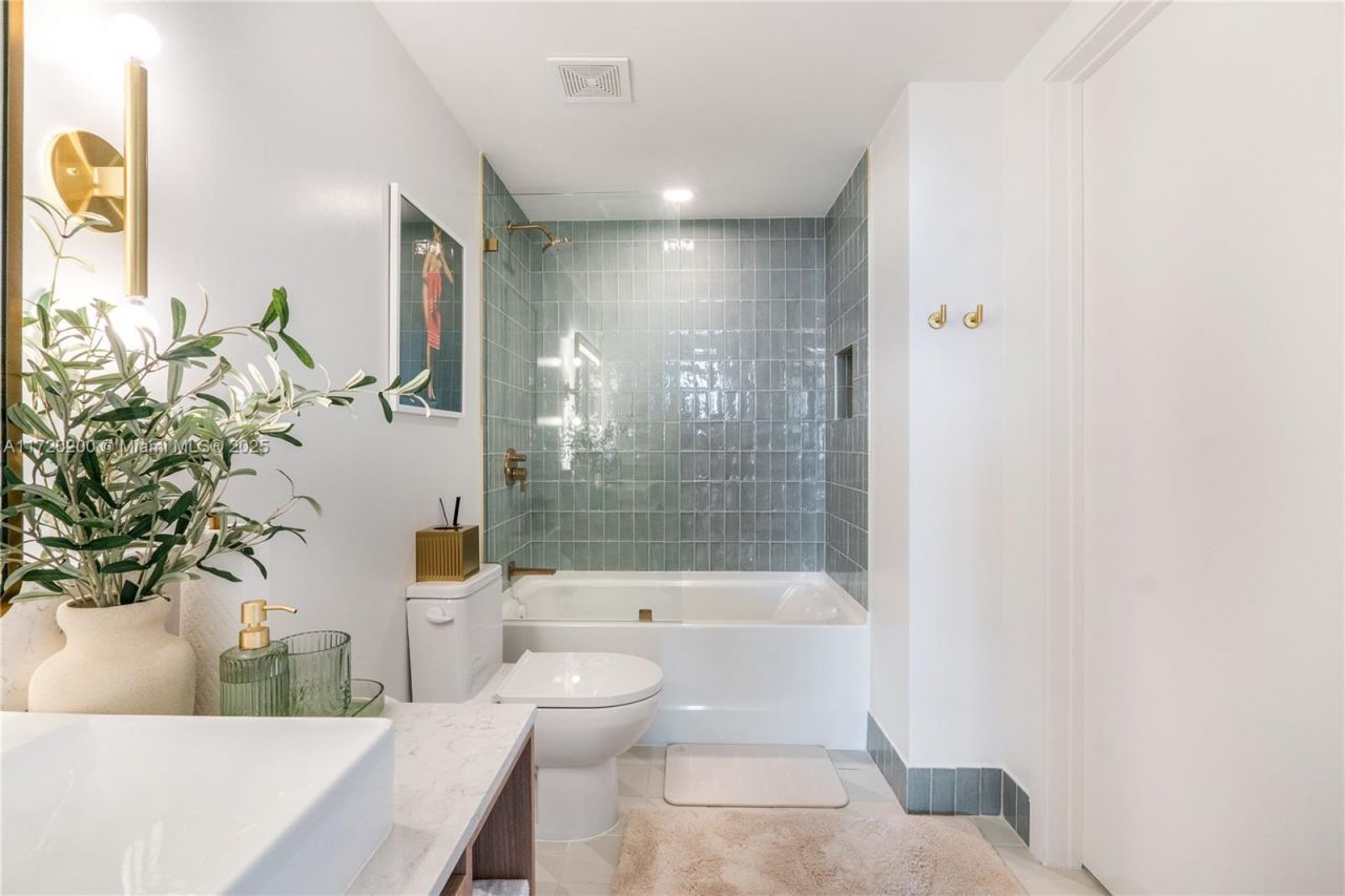 601 NE 1 Ave, Unit 3604, Miami, FL 33132 Photo