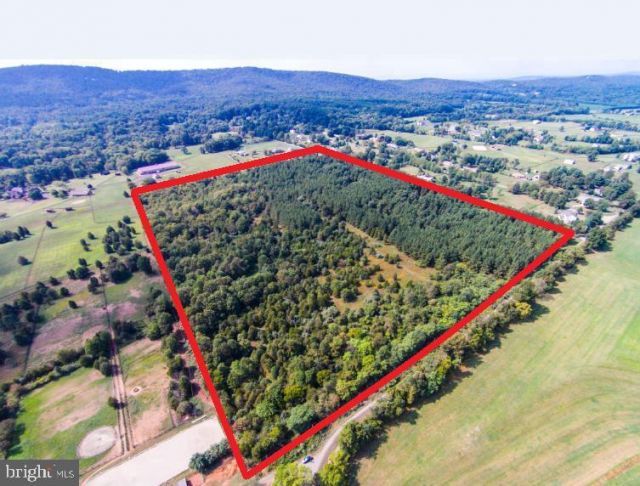 1570 1580-1590 LOUDOUN DRIVE, HAYMARKET, VA 20169