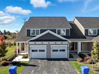 602 Carriage Lane, Buffalo, NY 14224