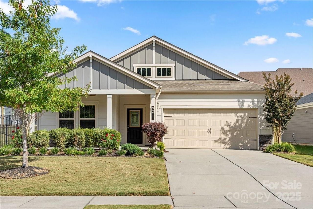 9211 Grisons Court, Charlotte, NC 28278 Main Photo