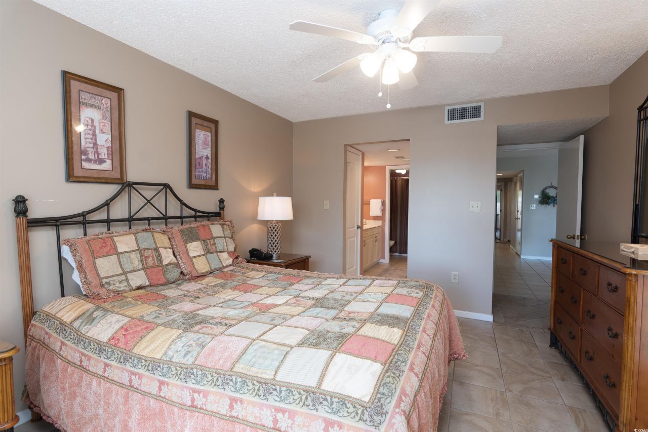 125 Hartland Dr. Photo 17