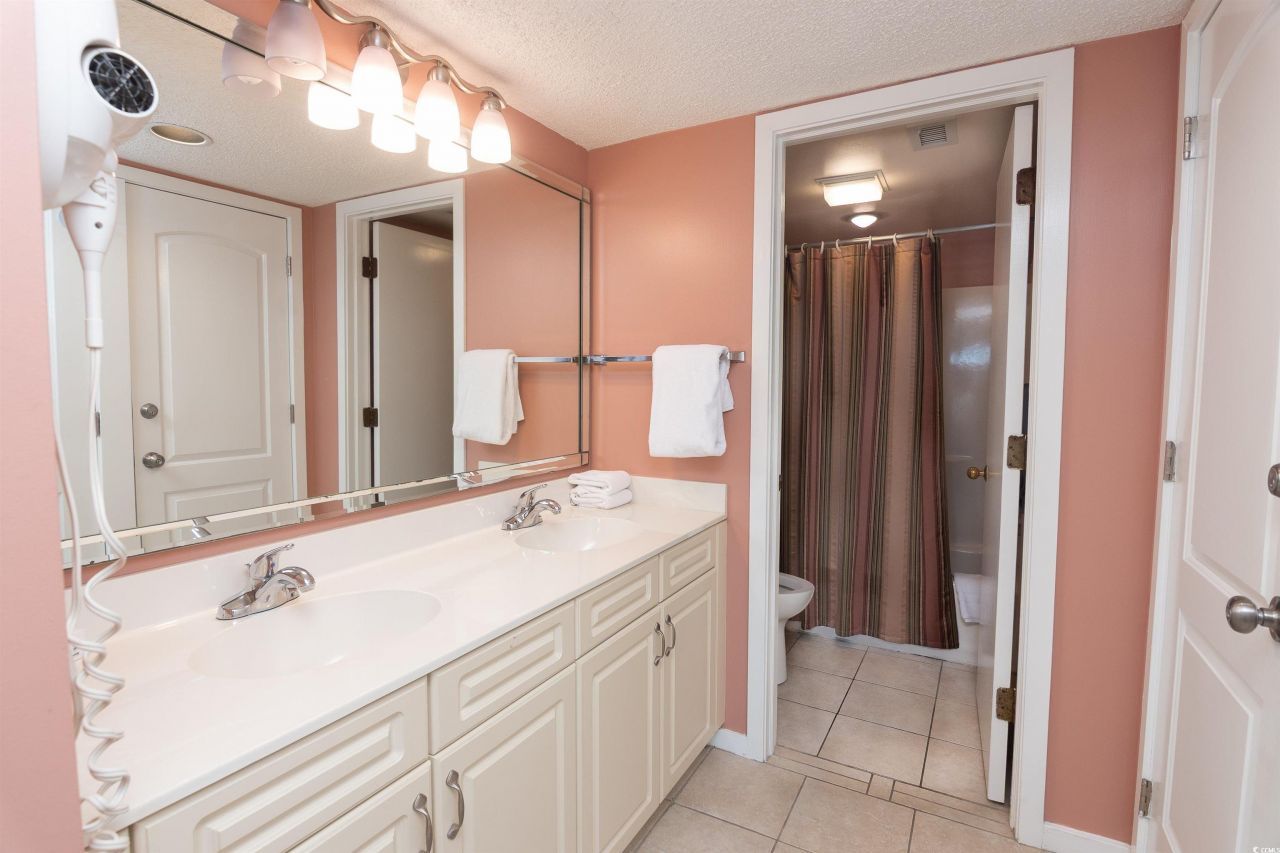 125 Hartland Dr. Photo 20