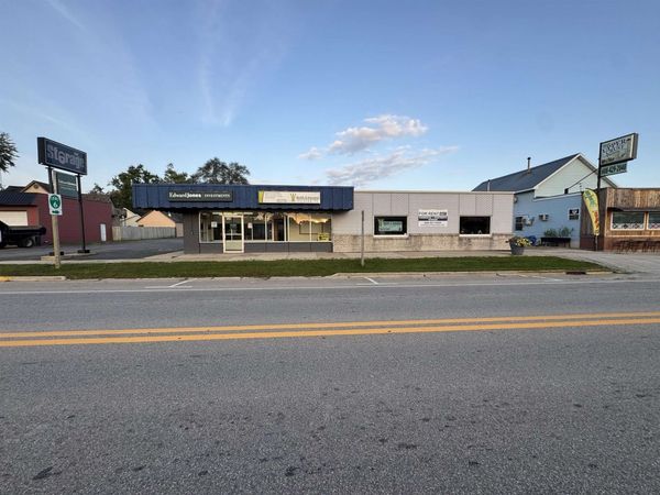 105 N Main Street, Pardeeville, WI 53954