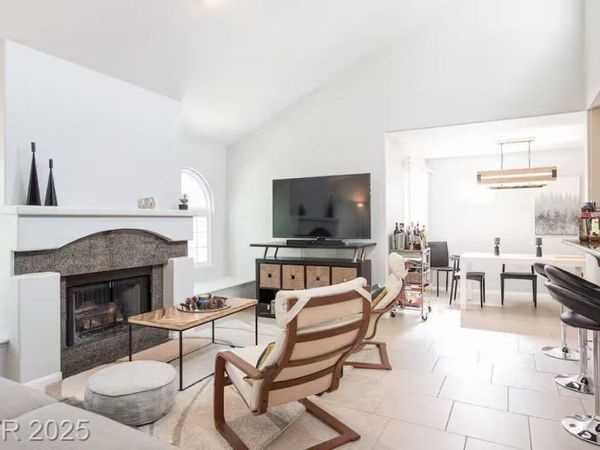 3145 E Flamingo Road, Unit 2104, Las Vegas, NV 89121