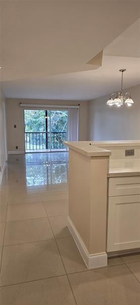 8000 S Colony Circle, Unit 309, Tamarac, FL 33321 Photo