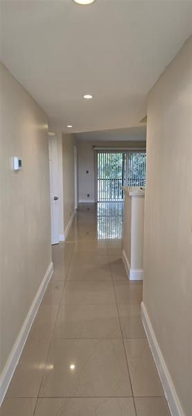 8000 S Colony Circle, Unit 309, Tamarac, FL 33321 Photo