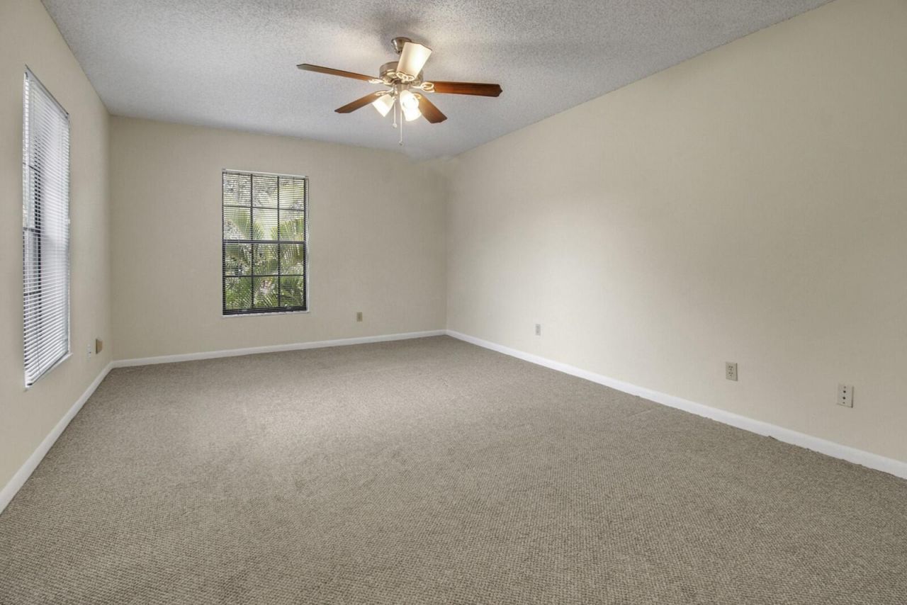 386 Prestwick Circle, Unit 3, Palm Beach Gardens, FL 33418 Photo