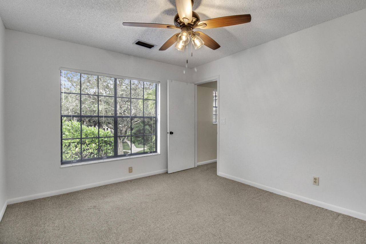 386 Prestwick Circle, Unit 3, Palm Beach Gardens, FL 33418 Photo