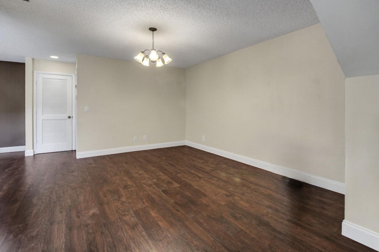 386 Prestwick Circle, Unit 3, Palm Beach Gardens, FL 33418 Photo