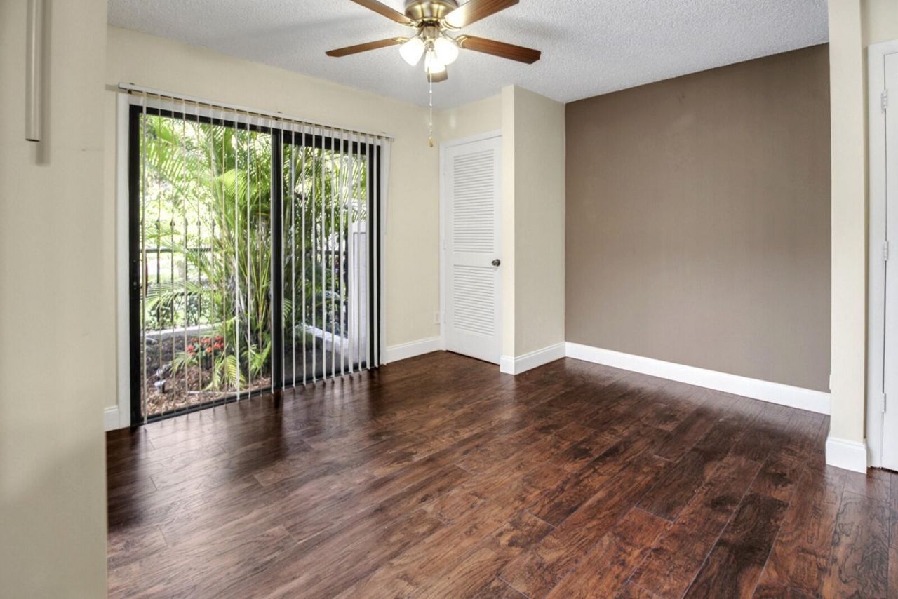 386 Prestwick Circle, Unit 3, Palm Beach Gardens, FL 33418 Photo